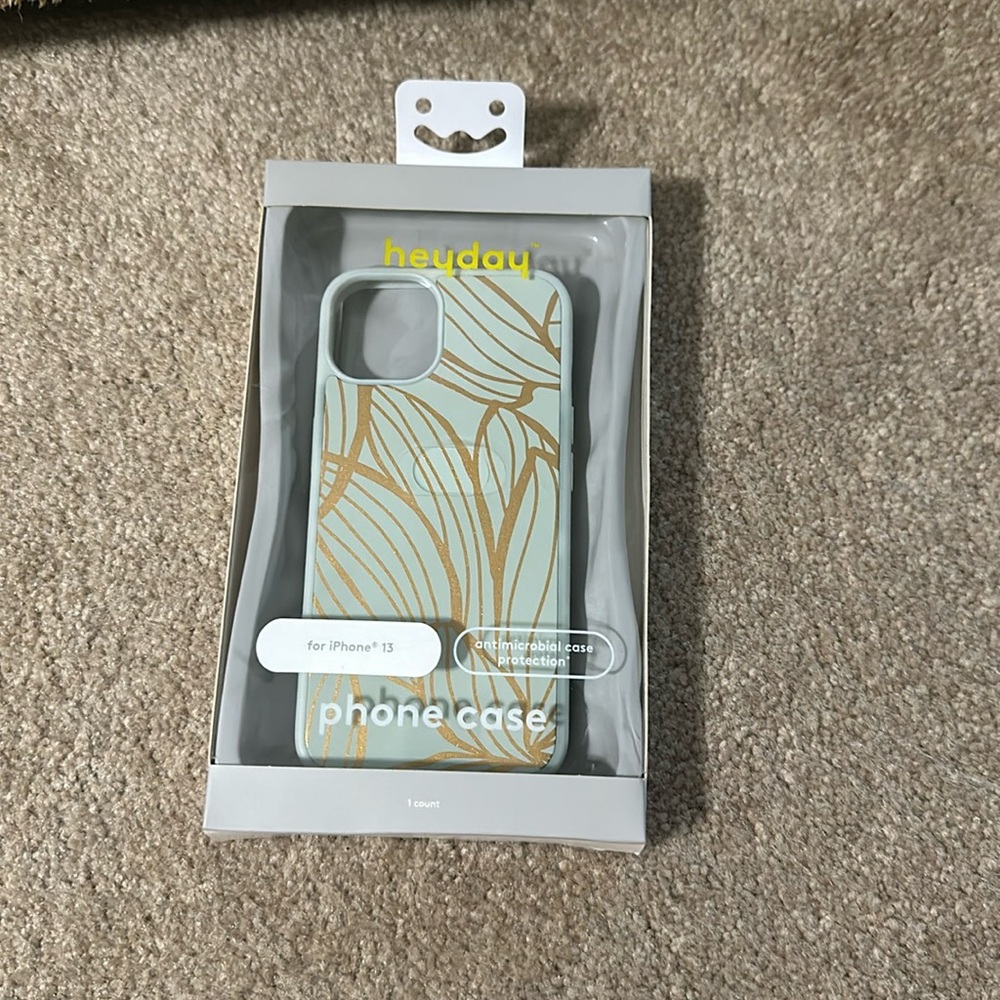 I phone 13 flower case